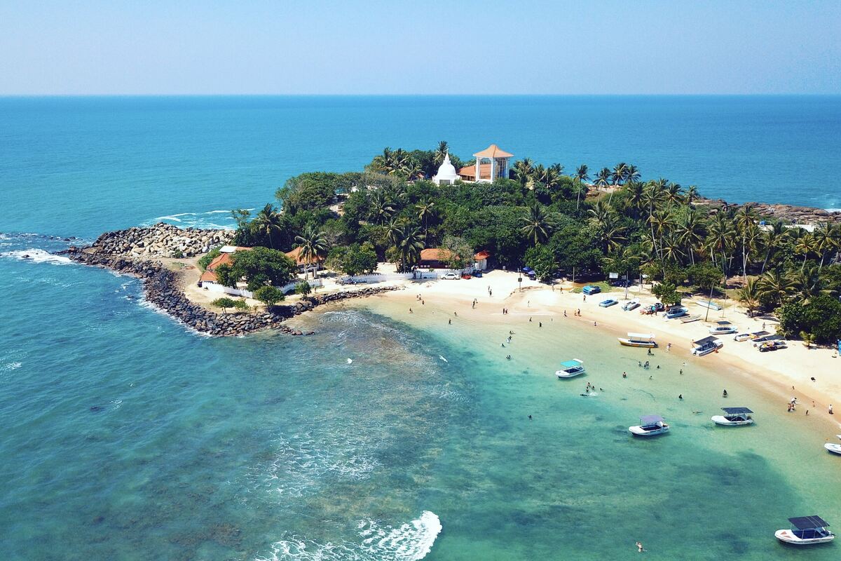 Unawatuna Beach, Sri Lanka